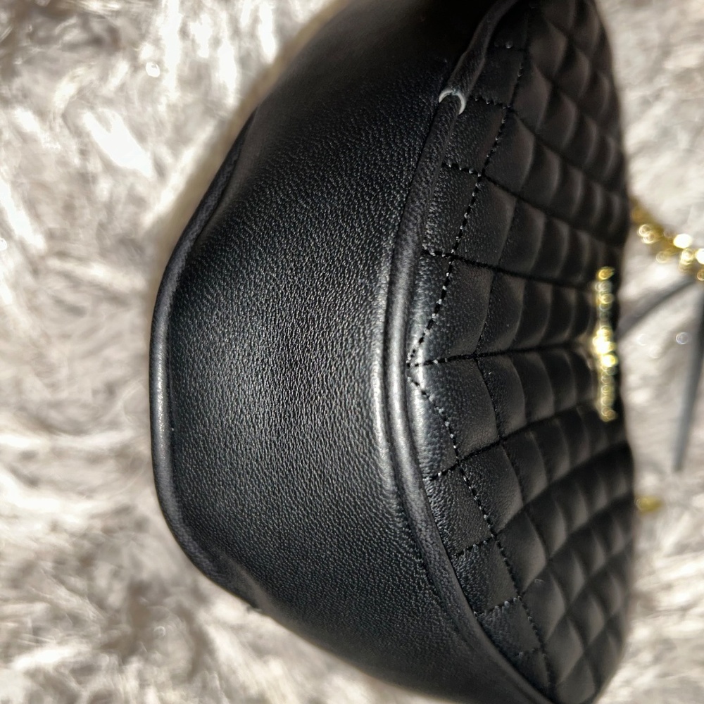 Karl Lagerfeld Paris Quilted Heart Kosette Leather Crossbody Bag Black - Picture 4 of 5